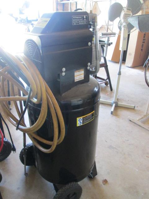 General Pneumatic 2.5 HP 21 Gal. Compressor