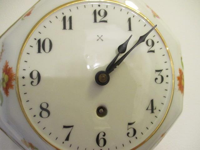 Porcelain Octagonal Bowl 8 Day Clock and Enamel Quartz Clock