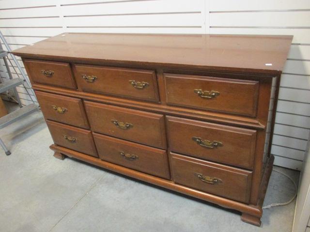 9 Drawer Dresser