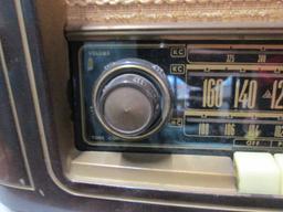 Vintage 1957 Electrically Restored Grundig Majestic Model 941 W Tube Table Top Radio