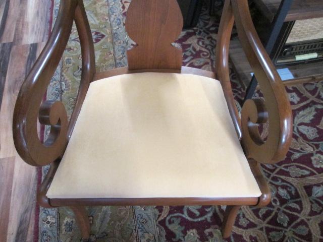 1950's Henkel-Harris Duncan Phyfe Design Dining Chairs