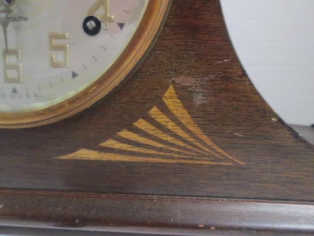 Vintage Plymouth Oak 8 Day Mantle Clock