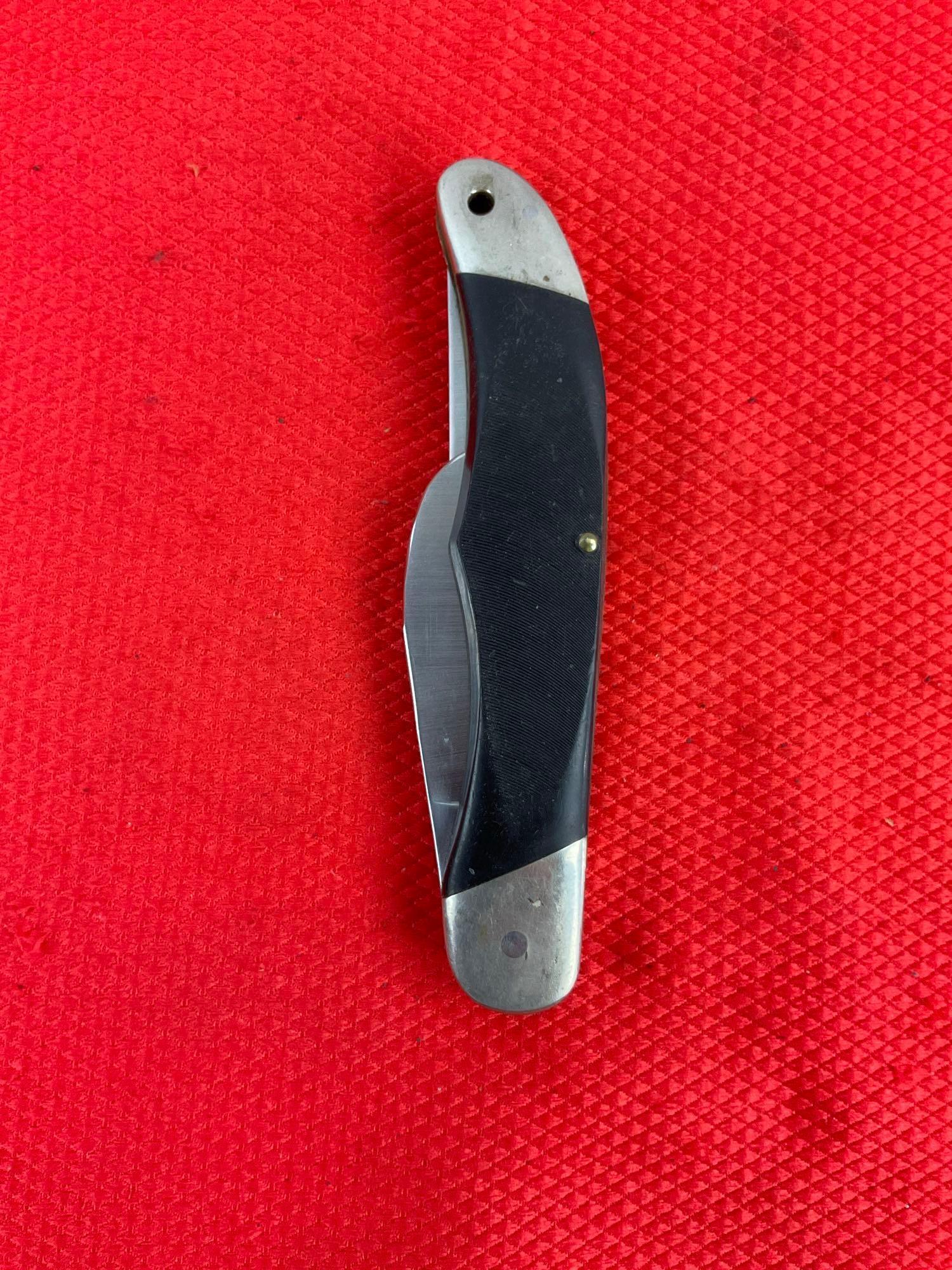 Vintage Buck 3.5" Steel 2-Blade Folding Trailblazer Pocket Knife Model 317. See pics.