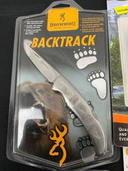 5 NIP Knives, incl 4 Browning Backtrack Animal Track Knives, Outdoor Edge Razor-Lite EDC w/ 6 bla...