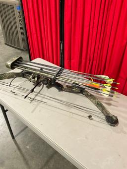 PSE Nova Right Handed Camo Compound Bow w/ 8 Arrows + Mounted Quiver & Scope - See pics