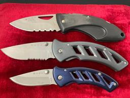 Trio of Modern Buck Folding Pocket Knives, Models 316 & 318 Parallax, 433 Juno