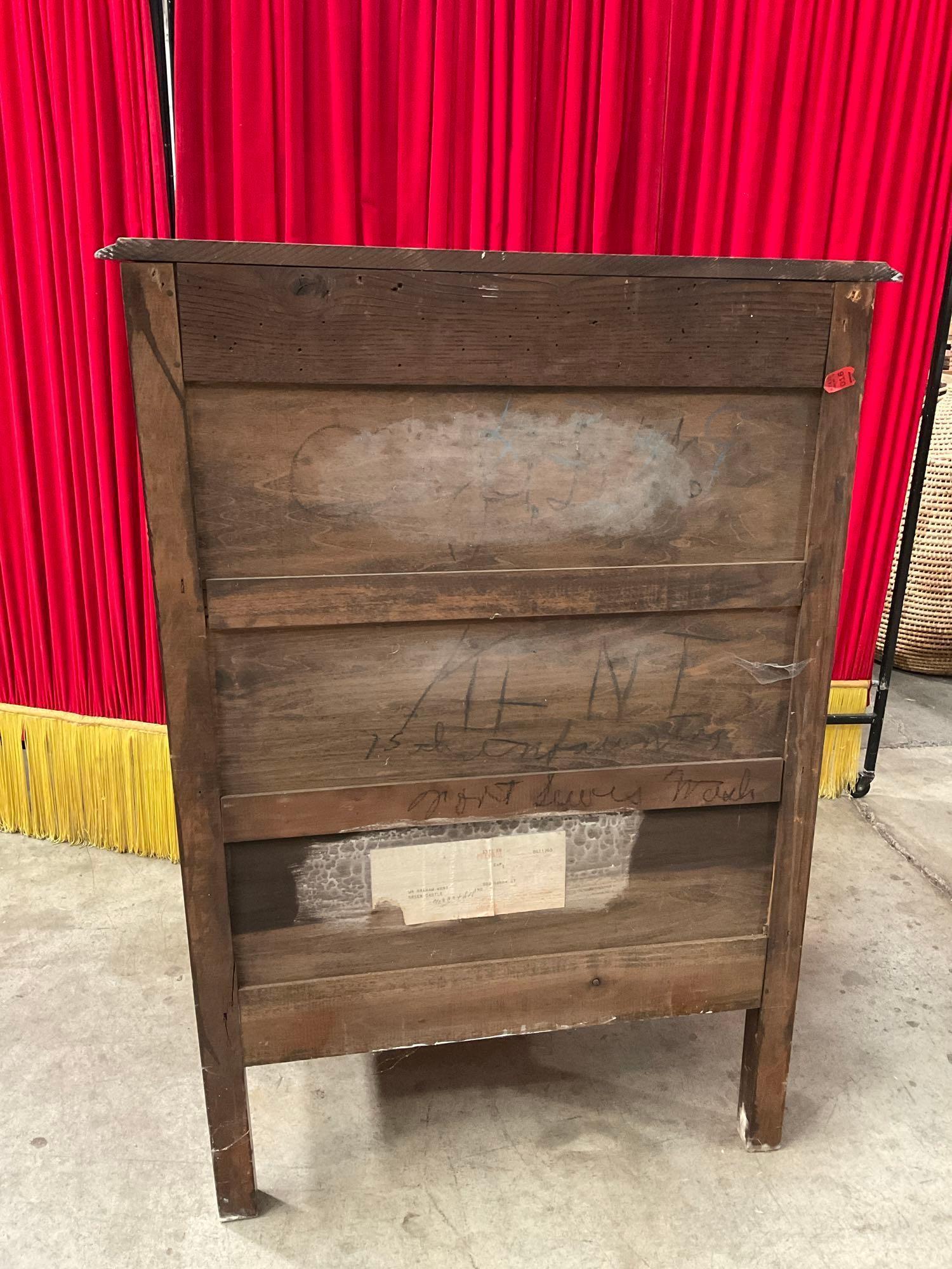 Vintage Wooden Chest of Drawers w/ 4 Drawers. 2 Replacement Knobs. Stands 43.5" Tall. See pics.