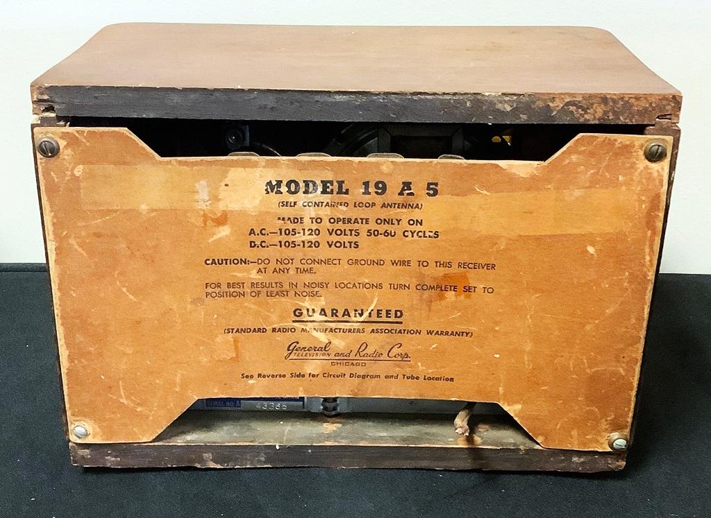 General Television 1932 Radio - Wooden Case, Model 19A5, 10½"x6"x7½", No Co