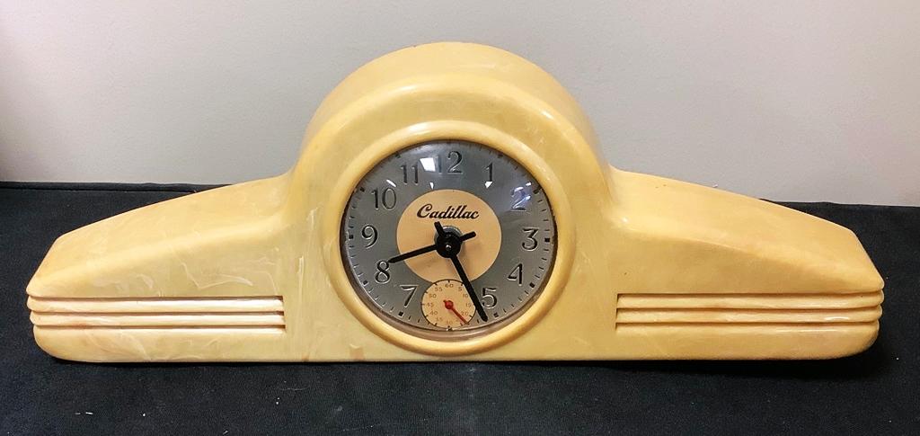 Cadillac Mantle Clock - Bakelite Case, 13½"x2"x5", Bad Cord