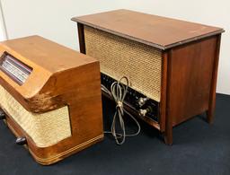 Zenith 1963 Am/Fm Radio - Wood Case, Model K731, 16"x8"x10", Working;     T
