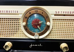 Jewel Wakemaster Clock Radio - Model 5057U, 12¾"x6"x6½", All Working, Knobs