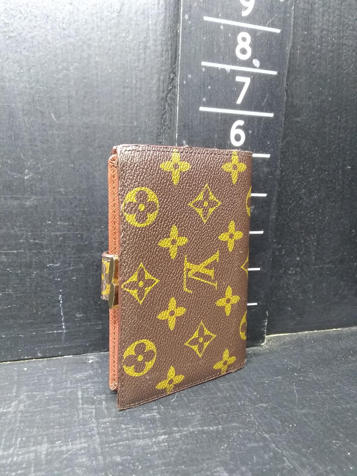 Unauthenticated Louis Vuitton Ladies Wallet /w Box