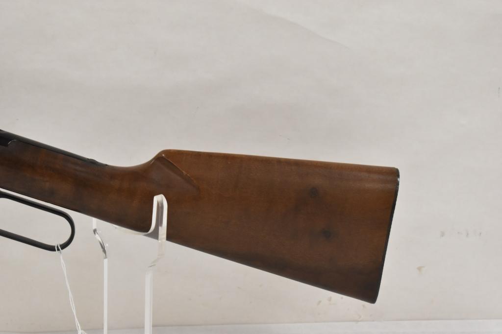 Gun. Winchester Model 94 Classic . 30-30 Rifle