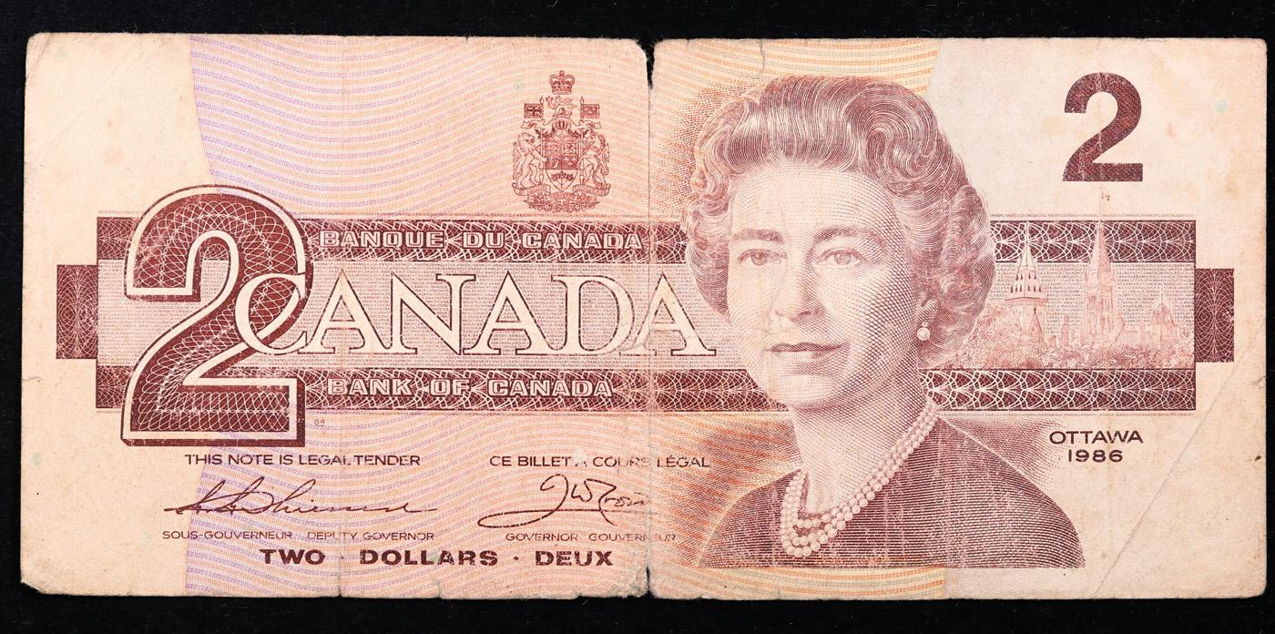 1986-1991 Canada $2 Banknote P# 94b, Sig. Thiessen-Crow Grades vf details