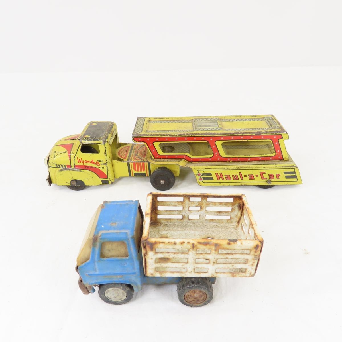 Vintage tin toys, 1st aid tins and play money