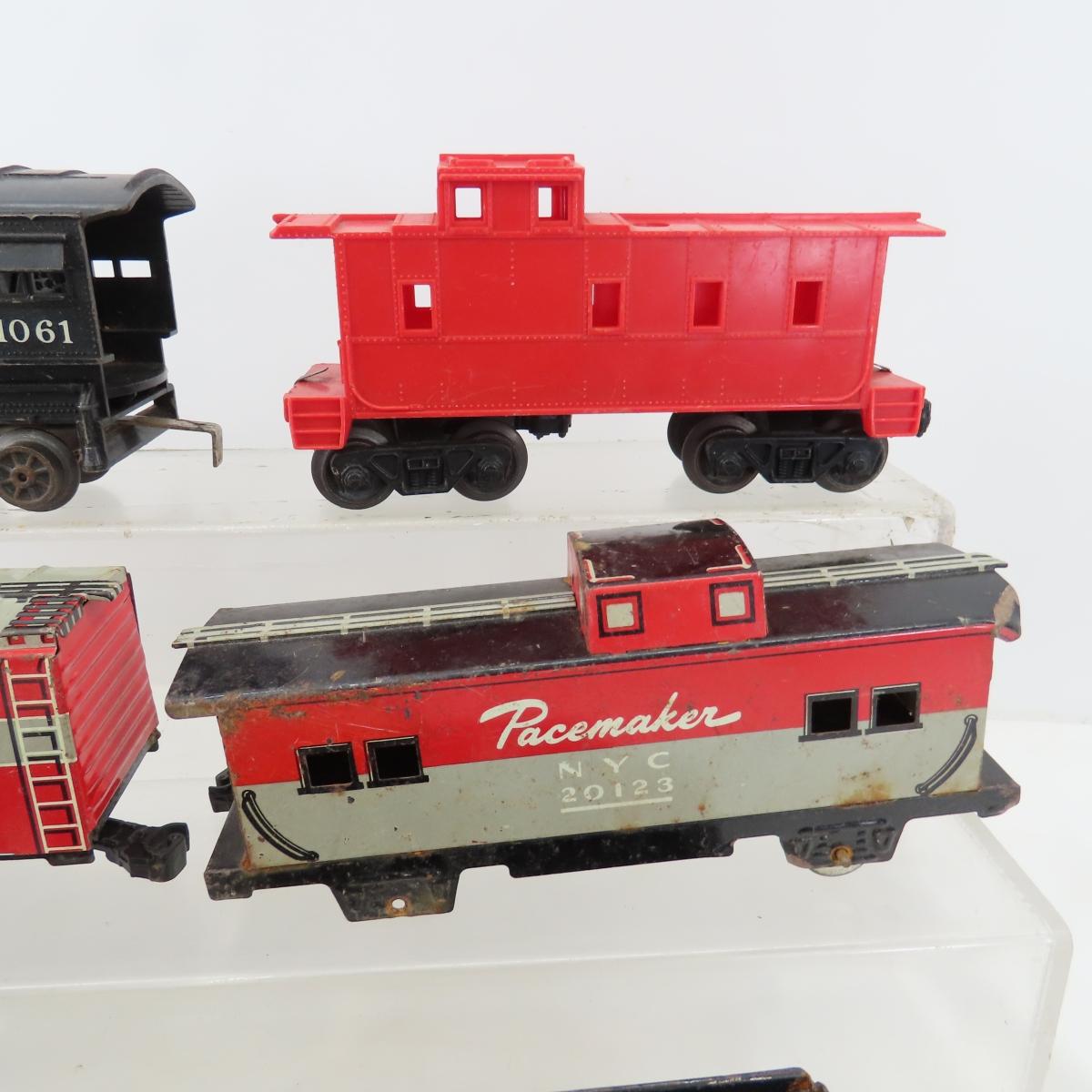 Lionel 1061 &400 engines, other cars and more