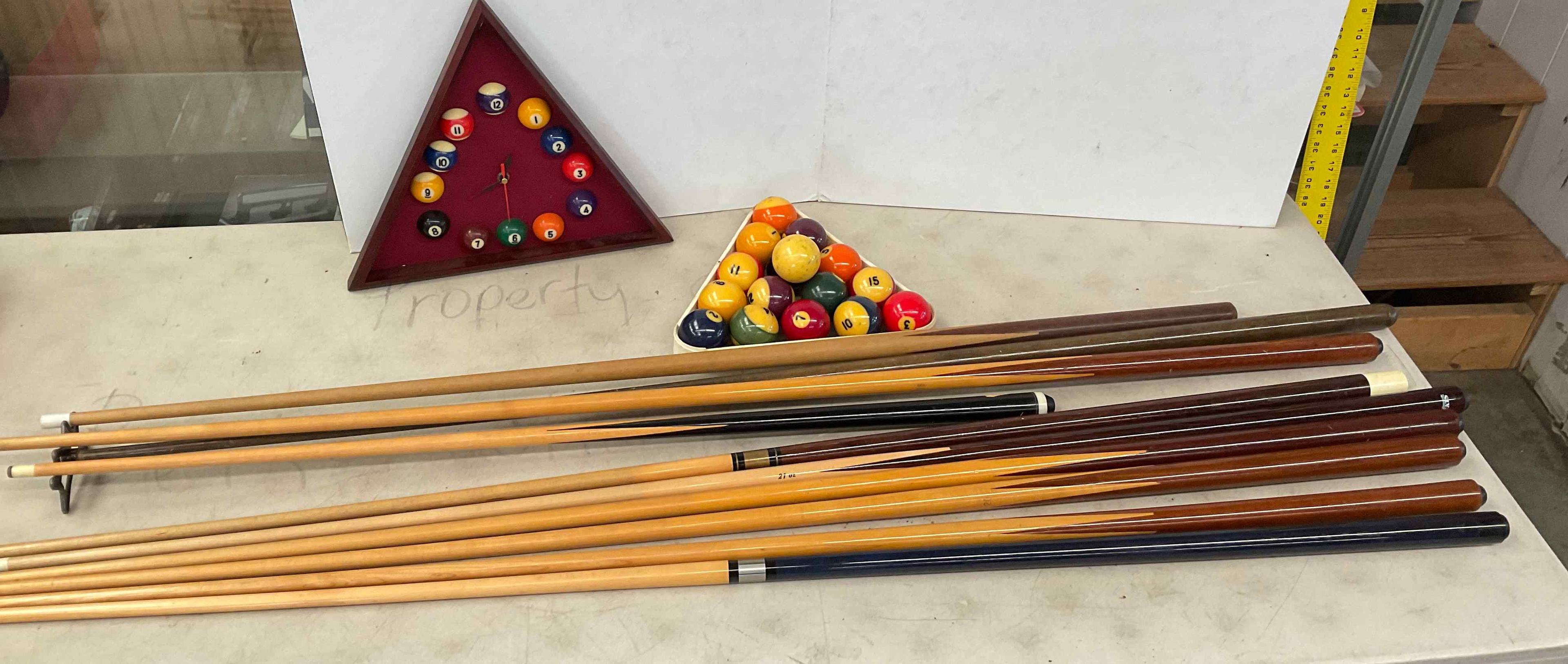 Pool Cues, Balls