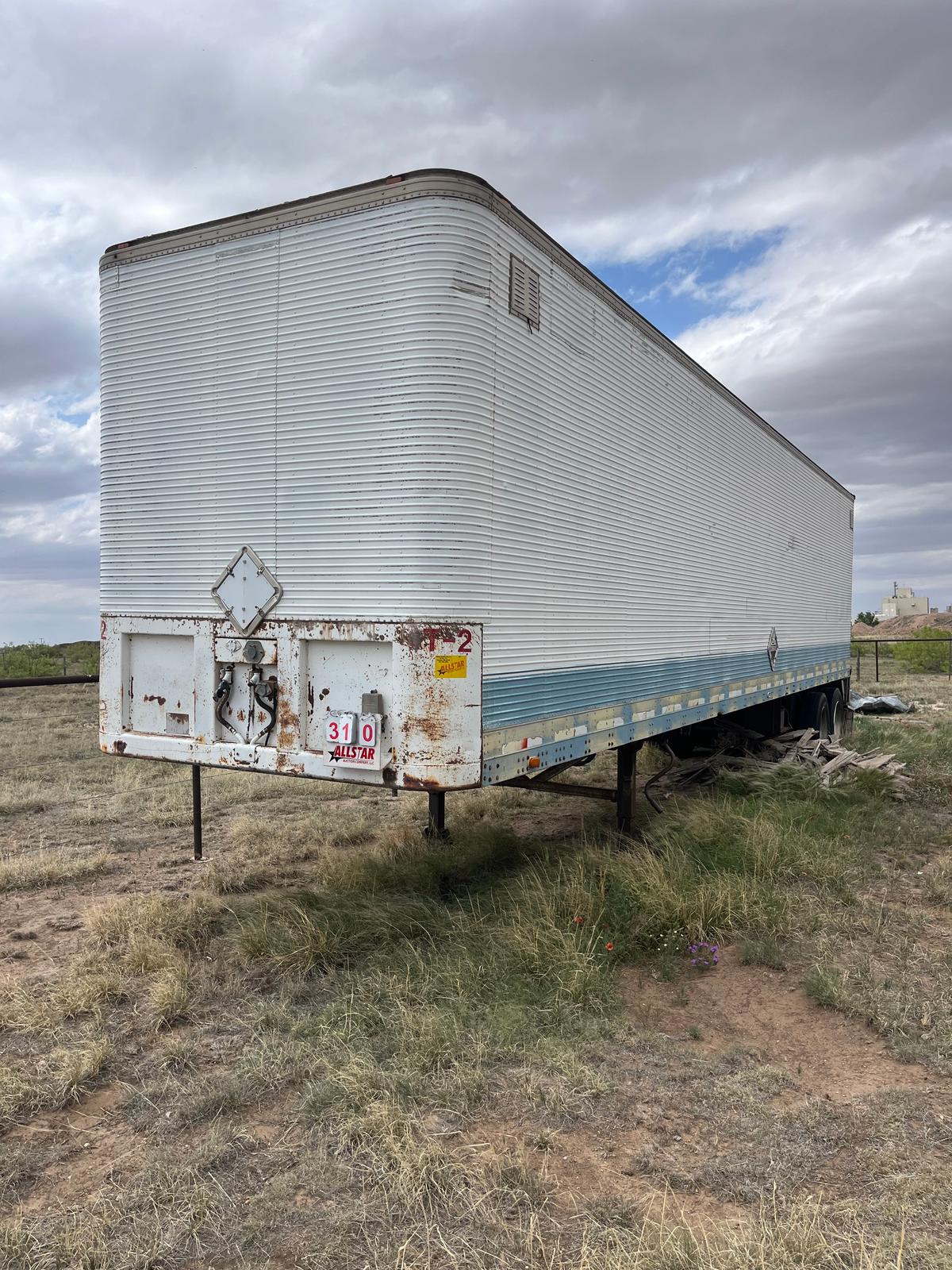 1972 Fruehauf Van Trailer