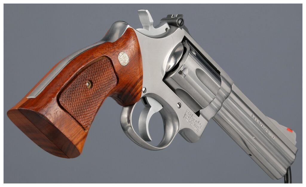 Smith & Wesson Model 686 Double Action Revolver