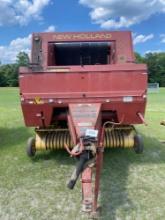 New Holland 640 Hay Baler