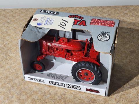 Ertl International Farmall Super M-TA Tractor