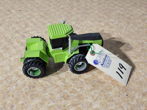 Ertl Steiger Panther CP-1400 4WD Tractor