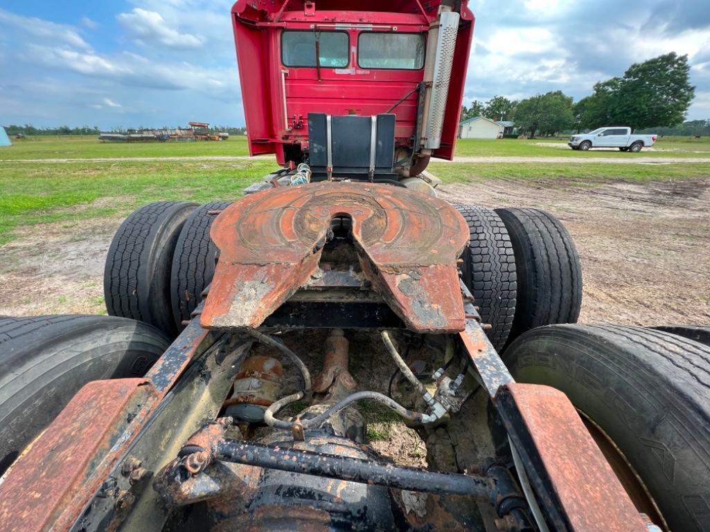 1996 Freightliner Chassis-Cab