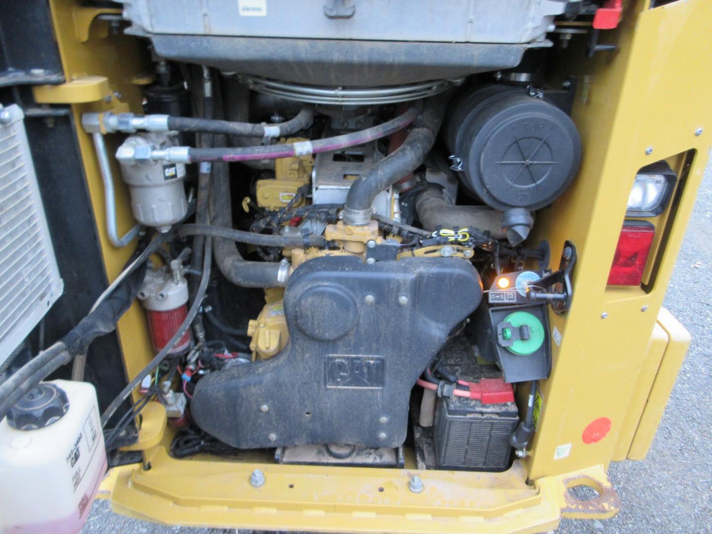 2017 Caterpillar 299D2 Track Skid Steer