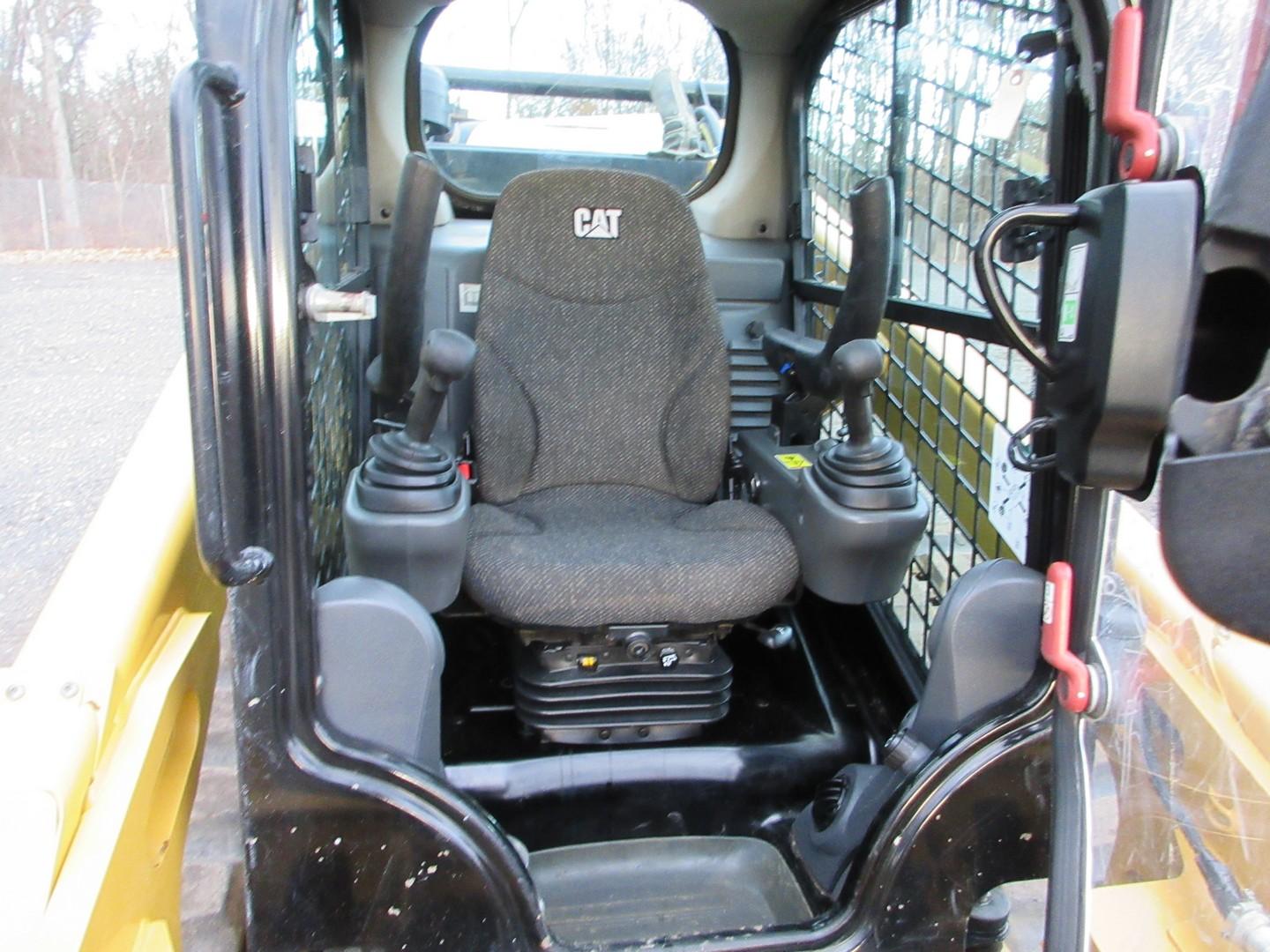 2017 Caterpillar 299D2 Track Skid Steer