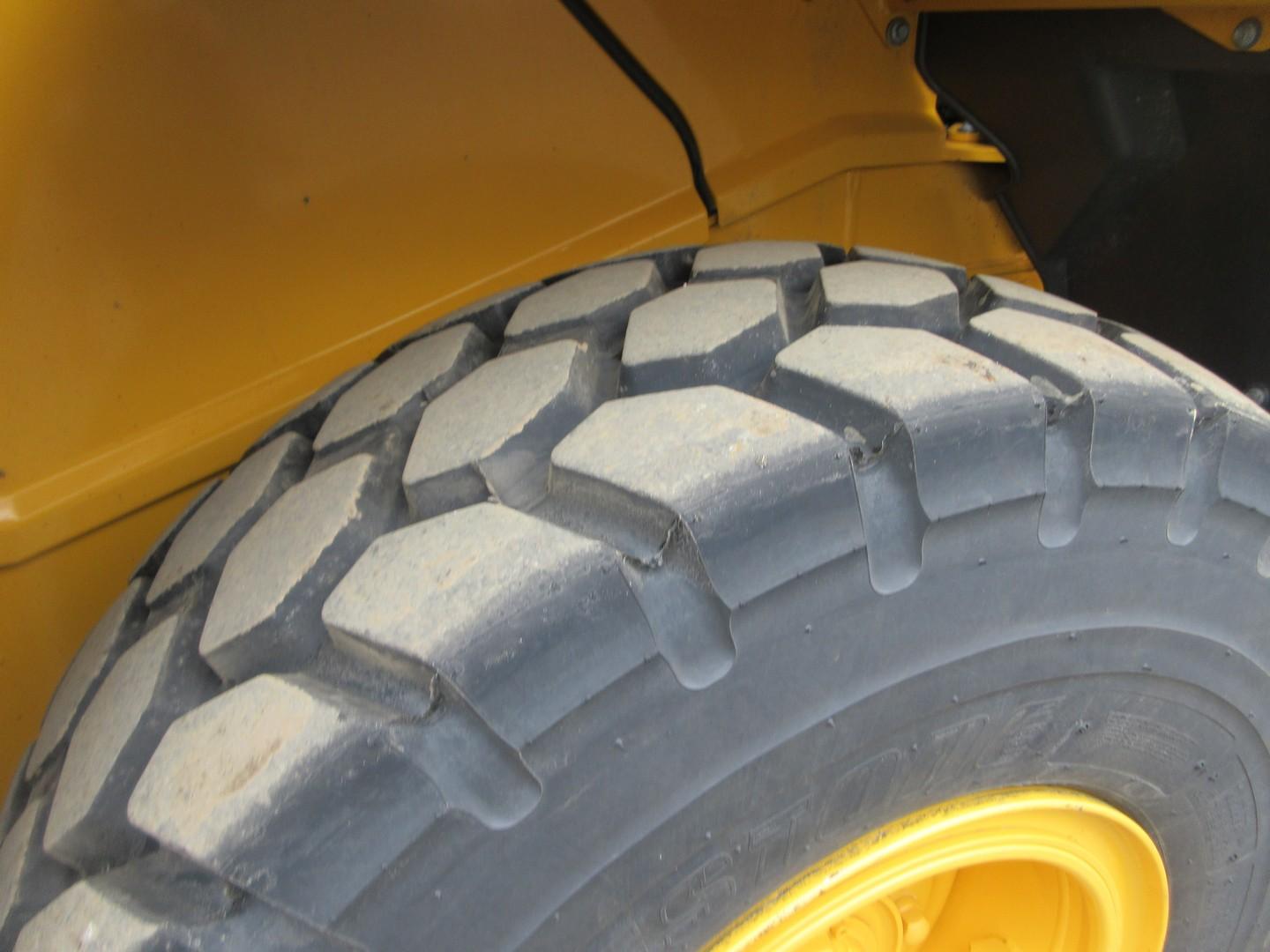 2022 Volvo L60H Rubber Tire Wheel Loader