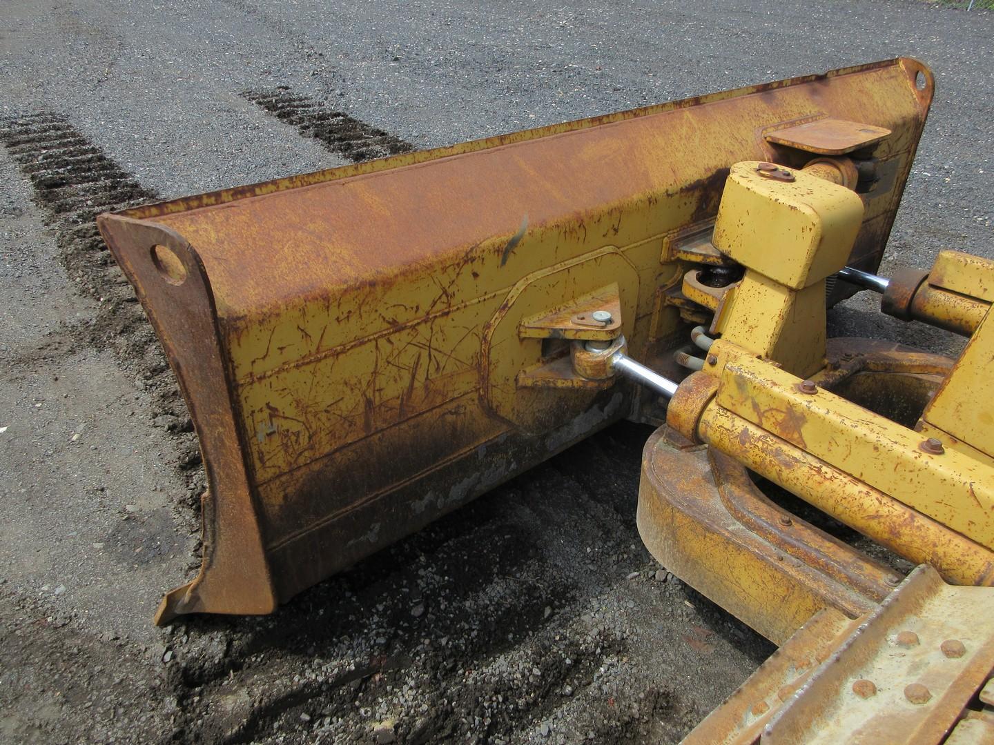 1995 Caterpillar D4C Series III Crawler Dozer