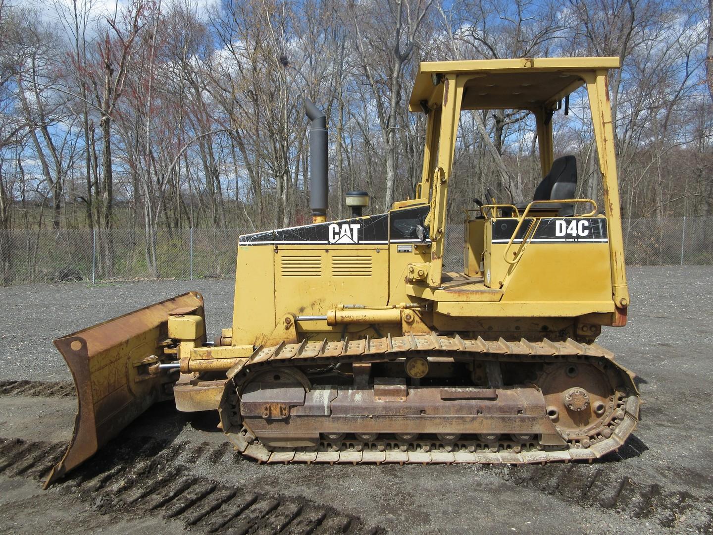 1995 Caterpillar D4C Series III Crawler Dozer