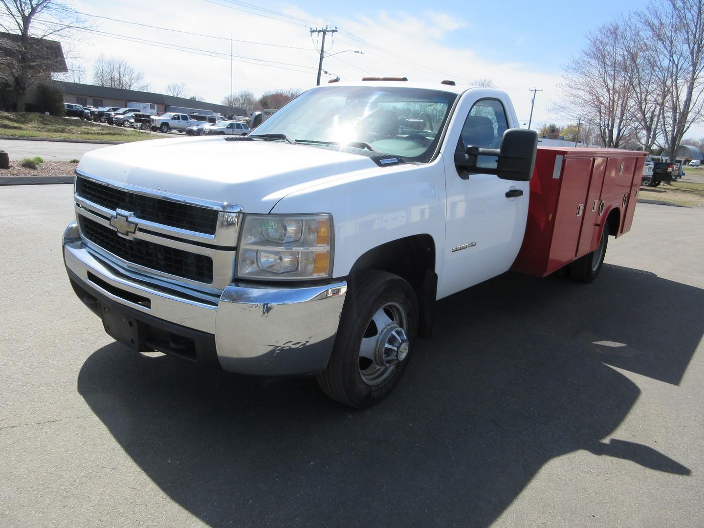 2010 Chevrolet 3500HD S/A Utility Truck