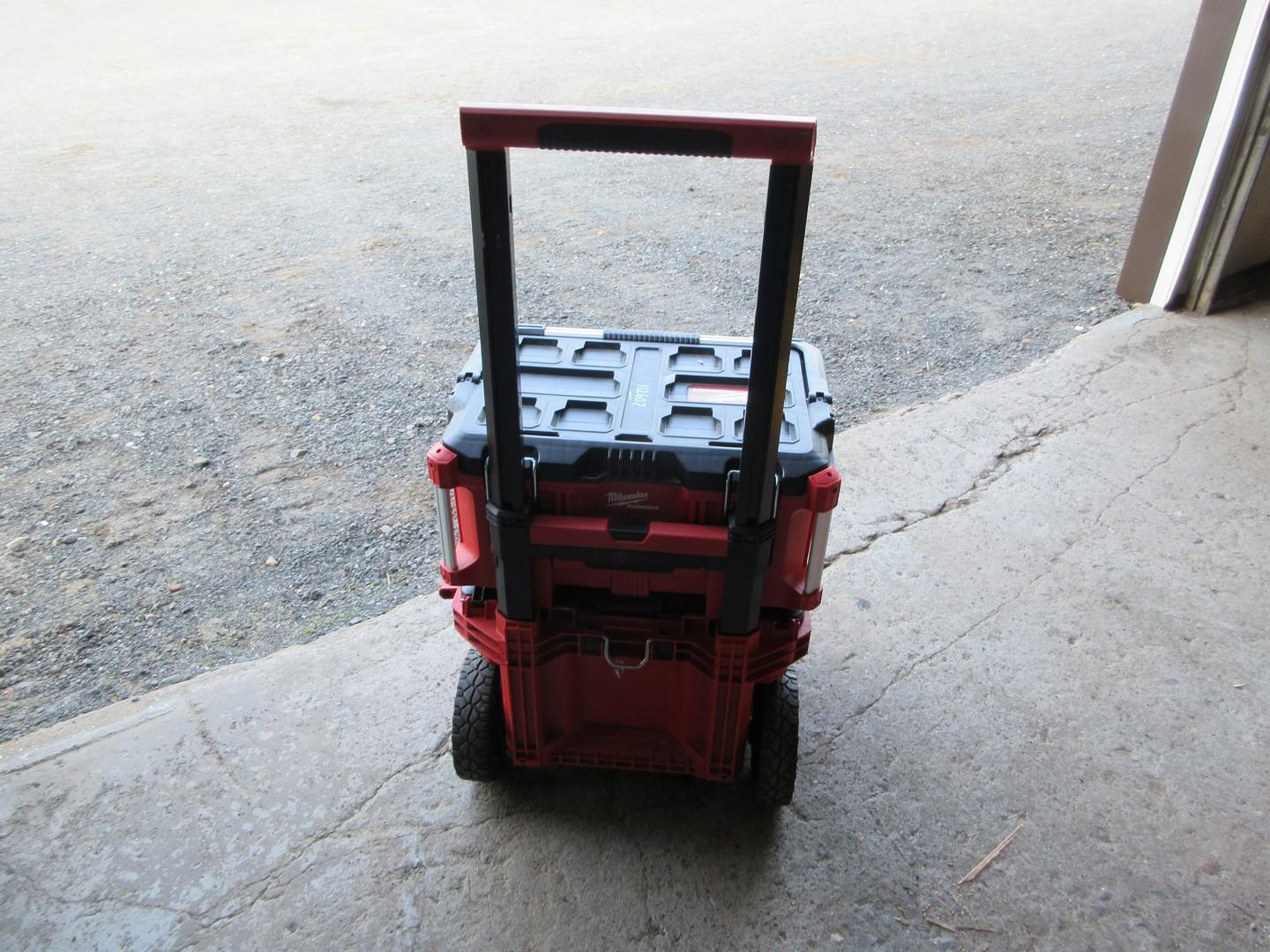 Milwaukee Packout Tool Box