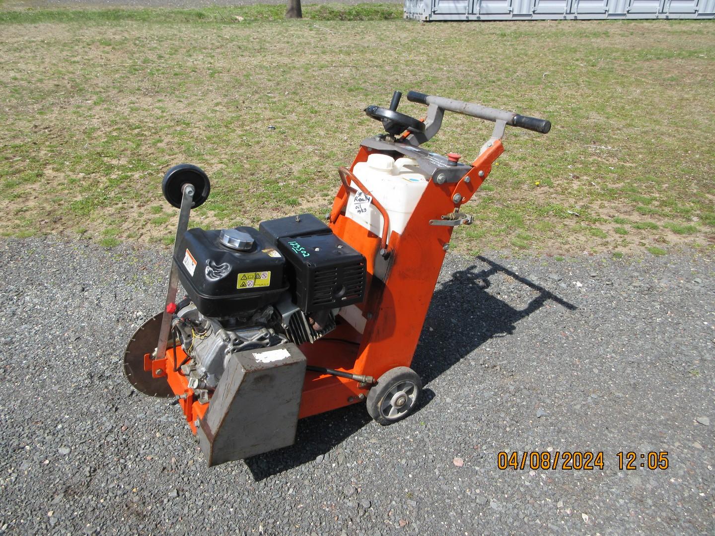 Husqvarna FS400LV Walk Behind Road Saw