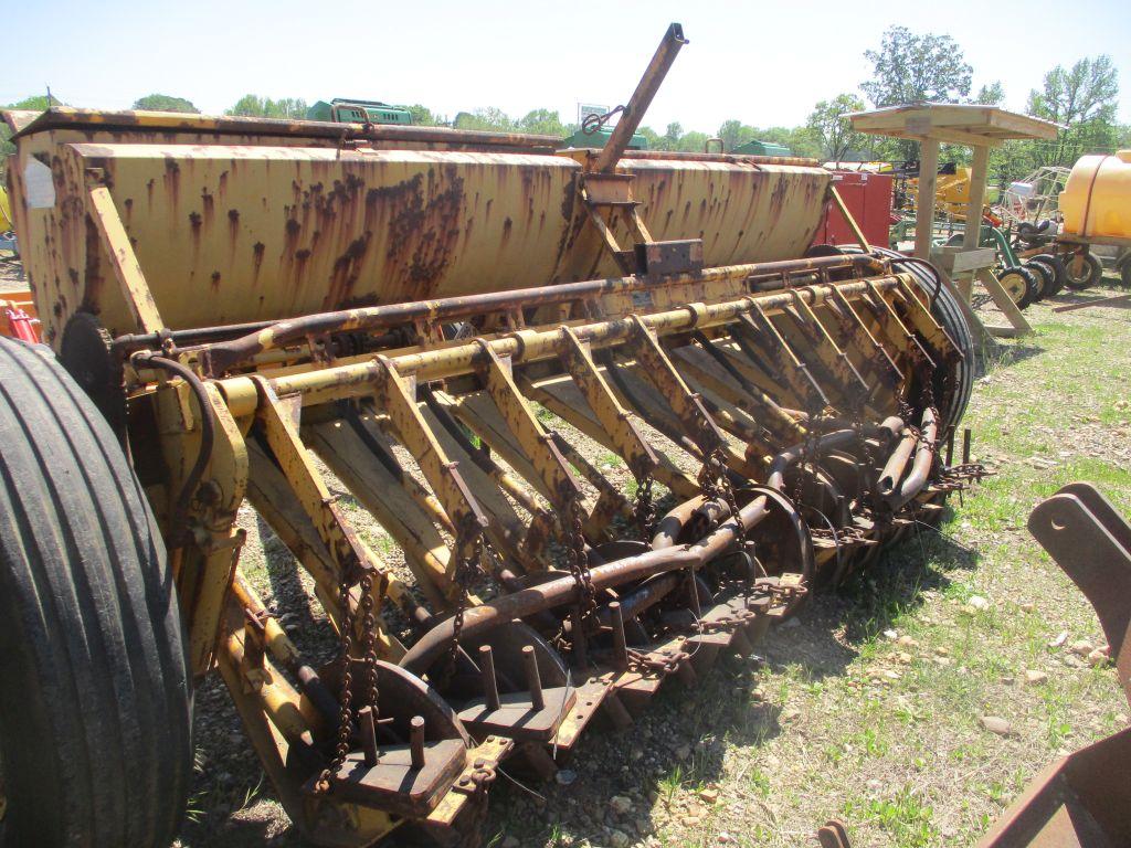 LAIRD NO TILL DRILL 11' W/ GRASS BOXES