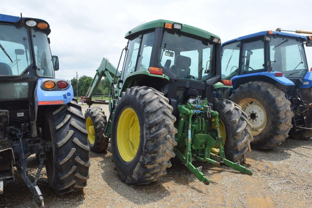 JD 6200 C/A 4WD W/ LDR HAY FORKS