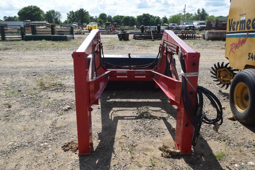 MF 1036 LOADER W/ BRACKETS AND BUCKET