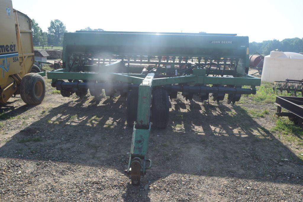 JD 750 GRAIN DRILL