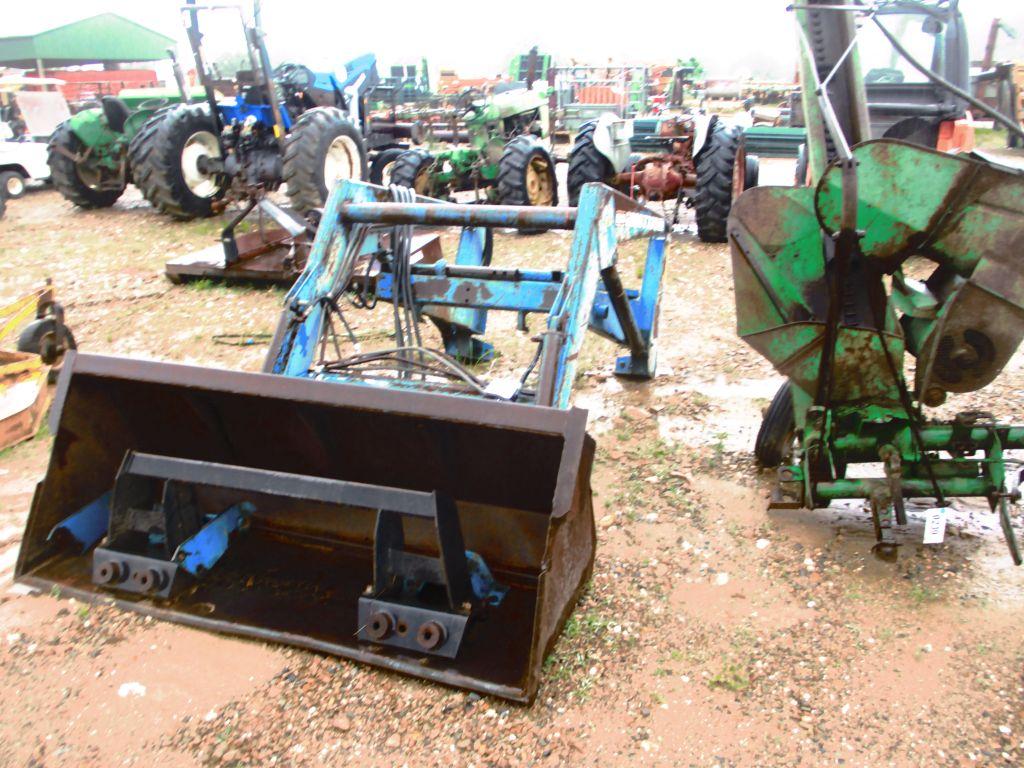 FORD 777B LDR AND BUCKET AND BRACKETS