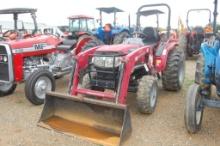 MAHINDRA 1526 ROPS 4WD W/ LDR BUCKET