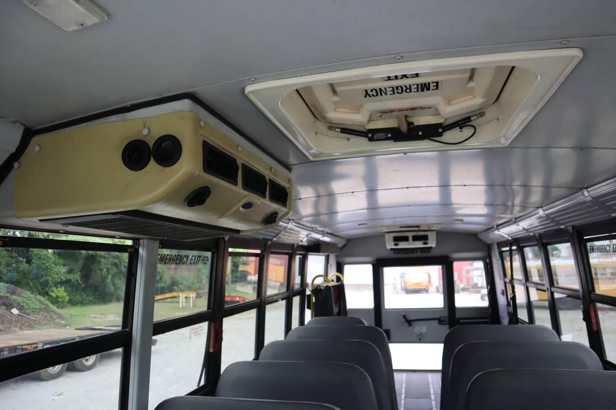 2008 Thomas Built Handicap Accessible Bus