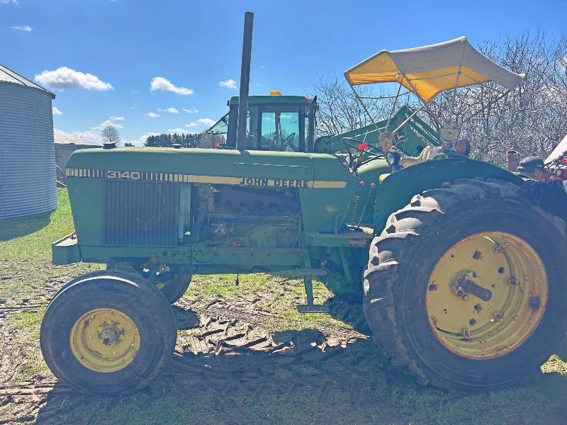 3140 J.D. O/S 2X4 Diesel Tractor with Canopy