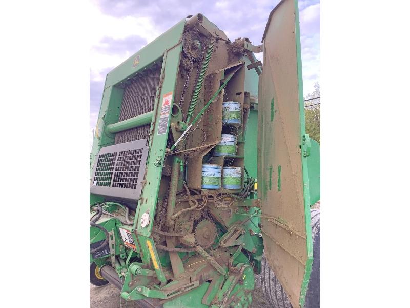 John Deere 468 Silage Special Round Baler