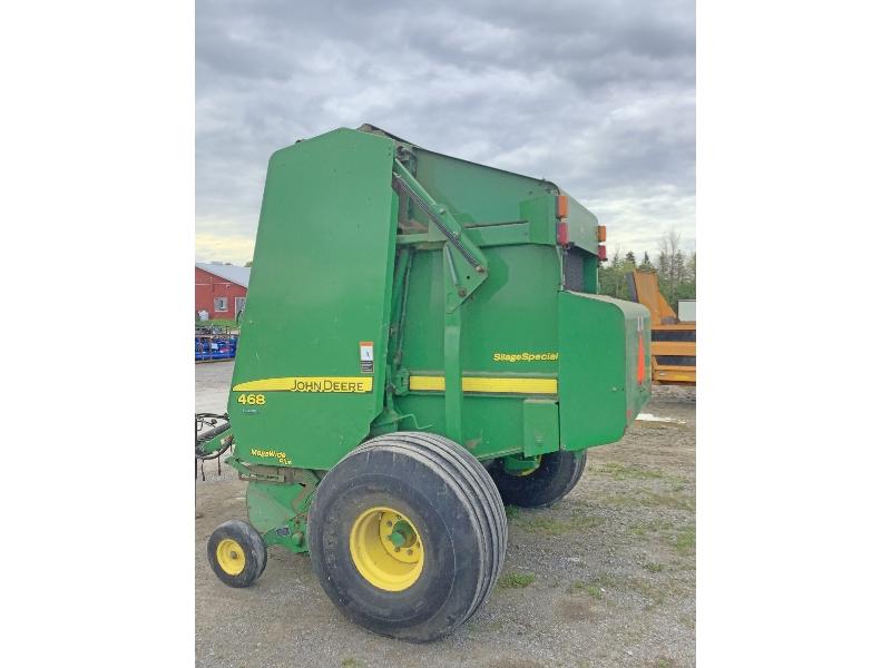 John Deere 468 Silage Special Round Baler