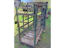 Cattle Chute With End Gate