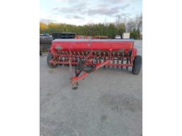 Massey Ferguson 33 Seed Drill