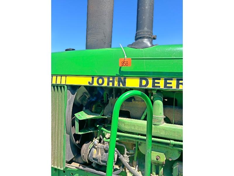 4250 John Deere Cab Tractor