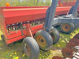 Case IH 5400 26 Row Mulch Till Drill With Yetter Coulter Cart