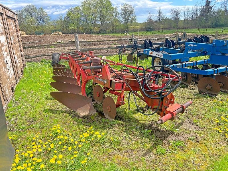 Kongskilde 600 Series 6 Furrow Semi Mount Plow